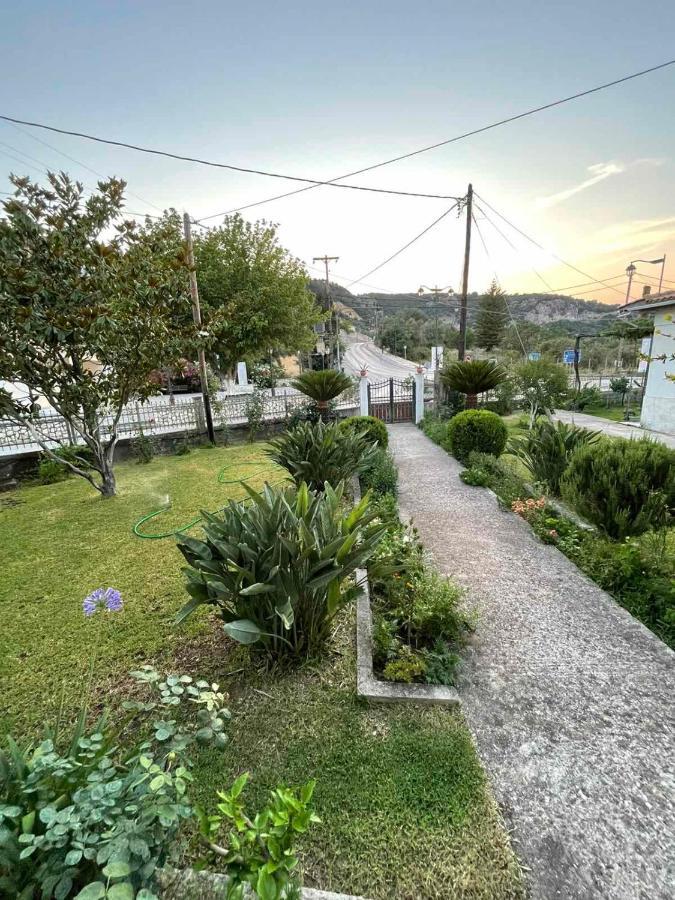 Apricus Apartments Apolpaina Dış mekan fotoğraf